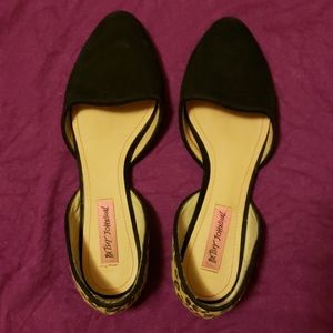 Leopard Betsey Johnson "Cocoh" flats